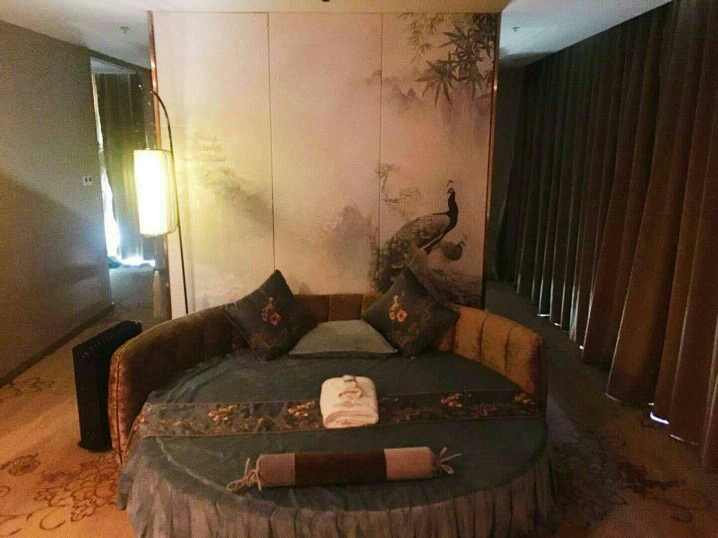 绥化金水河洗浴电话地址是多少号啊